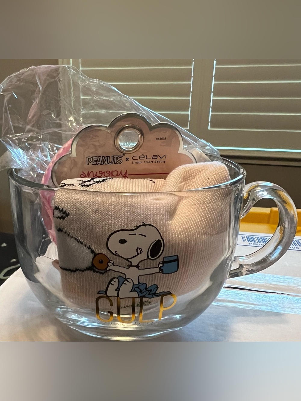 Peanuts Snoopy “Full of Peanuts” 😊 Clear Glass Mug Gift Set